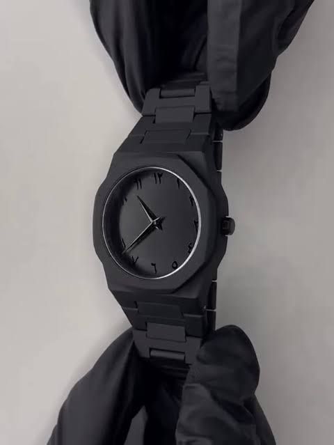 Back Aura Watch
