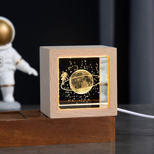 Cosmic Night Light: Astronaut-Inspired Space Lamp